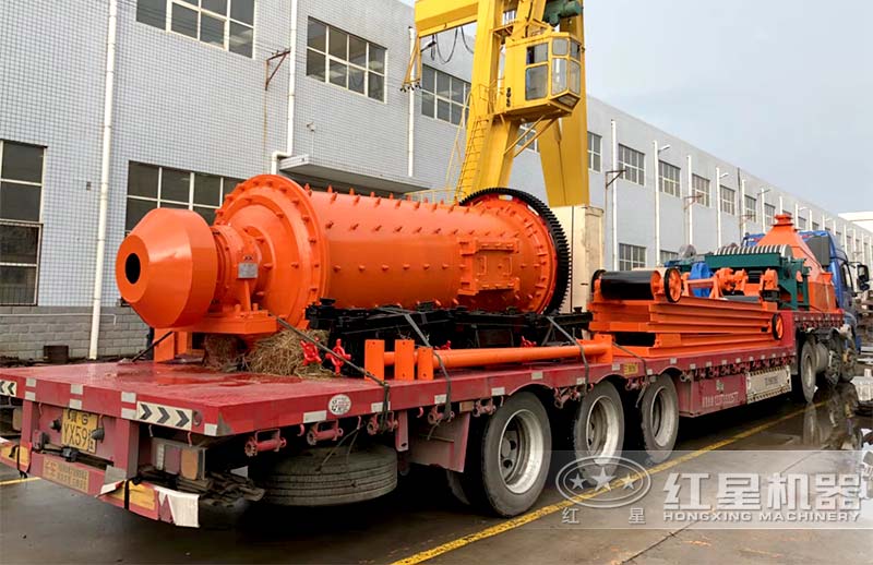 小規格球磨機發貨