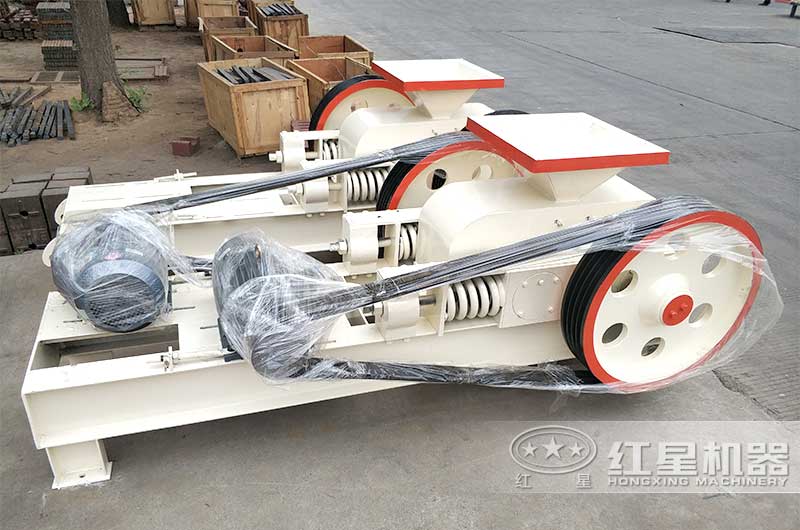 2PG0425小型對(duì)輥粉碎機(jī)