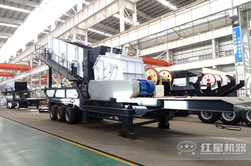 移動破碎篩分機車間