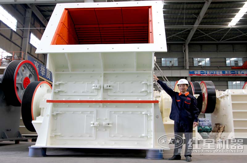 重錘式破碎機實拍 重錘式破碎機實拍