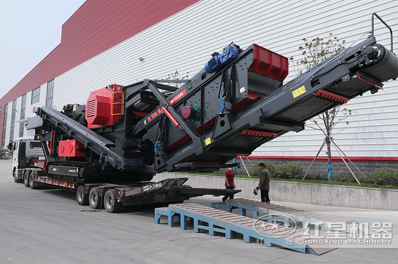 全移動破碎機發貨現場