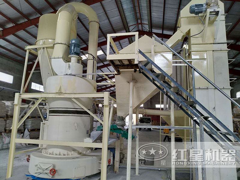 雷蒙磨粉機(jī)現(xiàn)場(chǎng) 雷蒙磨粉機(jī)現(xiàn)場(chǎng)