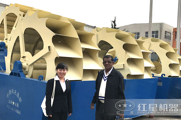 印尼客戶不遠(yuǎn)萬(wàn)里來(lái)參觀考察設(shè)備