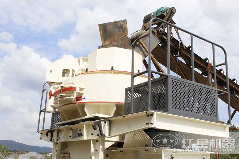 沖擊式粉碎機安裝現場 沖擊式粉碎機安裝現場