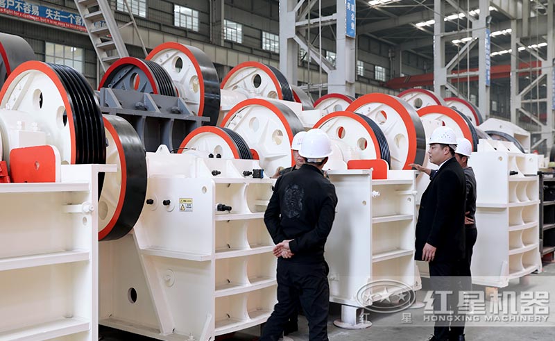 客戶來廠參觀考察花崗巖粉碎設備 客戶來廠參觀考察花崗巖粉碎設備