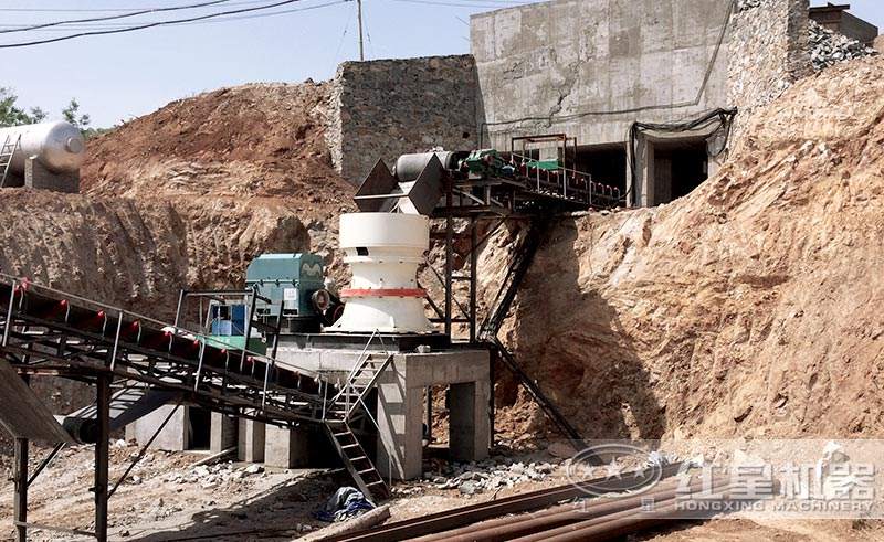 圓錐式粉碎機生產線現場 圓錐式粉碎機生產線現場