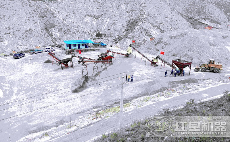 HX-06制砂機(jī)生產(chǎn)現(xiàn)場(chǎng)