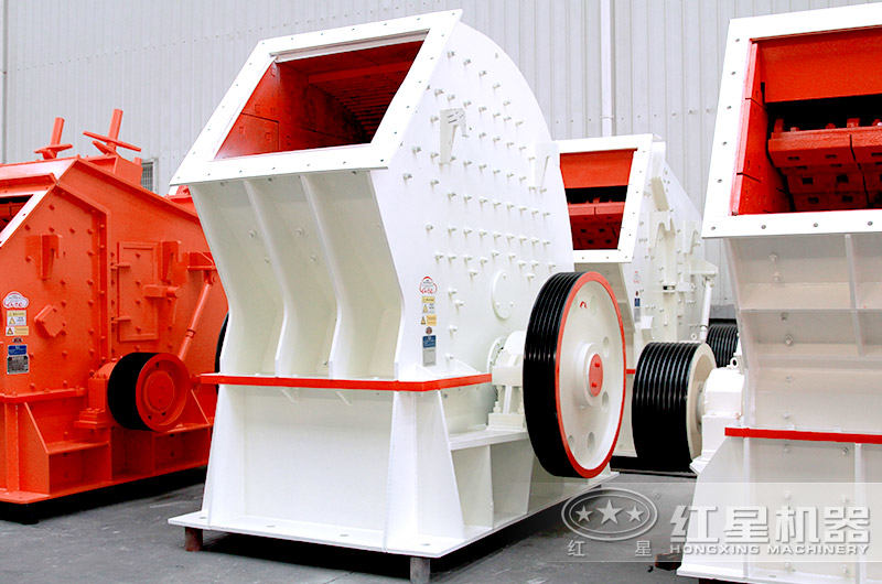 PCZ型重錘式破碎機 PCZ型重錘式破碎機