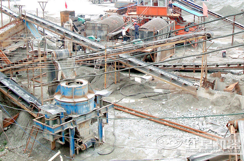 紅星客戶(hù)鵝卵石制砂現(xiàn)場(chǎng) 紅星客戶(hù)鵝卵石制砂現(xiàn)場(chǎng)