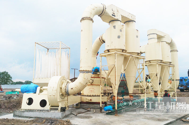 磨粉現(xiàn)場(chǎng) 磨粉現(xiàn)場(chǎng)