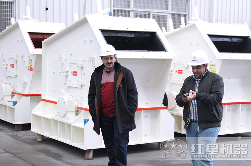 反擊式破碎機(jī)