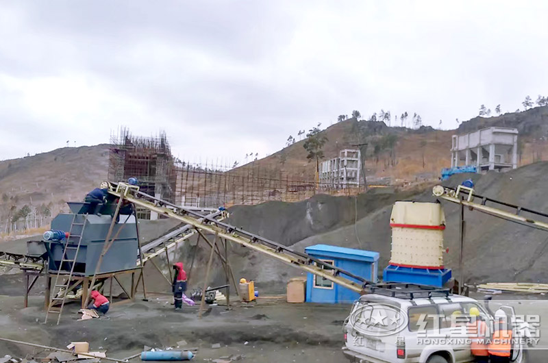 立式復合破碎機現場圖 立式復合破碎機現場圖