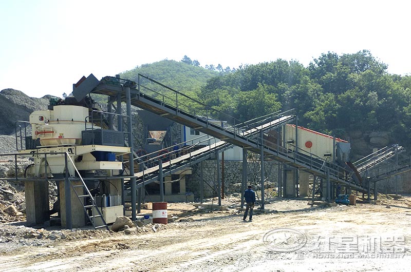 人工制砂機(jī)器現(xiàn)場(chǎng)實(shí)拍 人工制砂機(jī)器現(xiàn)場(chǎng)實(shí)拍