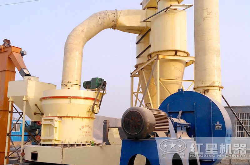 HGM超細(xì)磨生產(chǎn)碳酸鈣現(xiàn)場(chǎng)