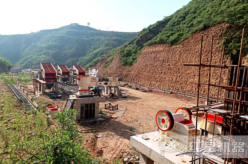 山石打碎機器現場