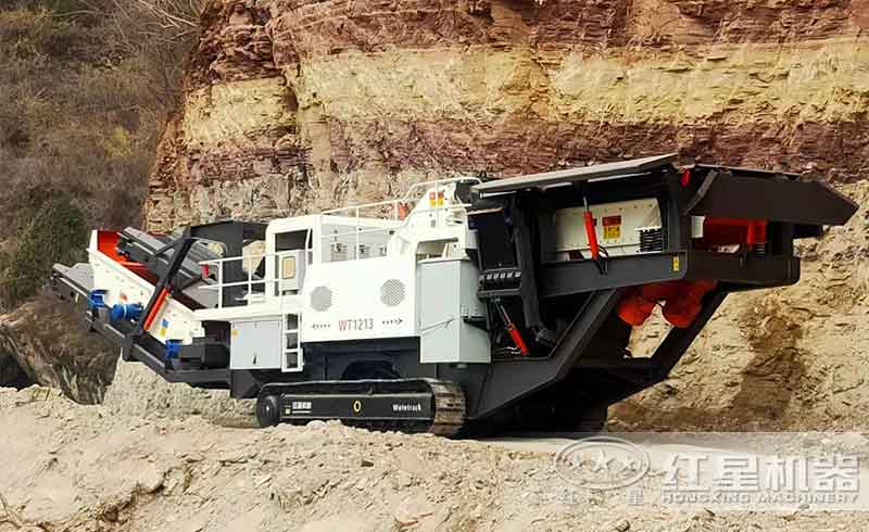 移動石頭粉碎機行走現場