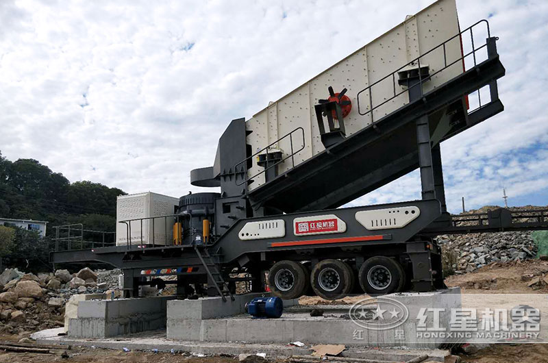 圓錐破輪胎移動破碎機現場