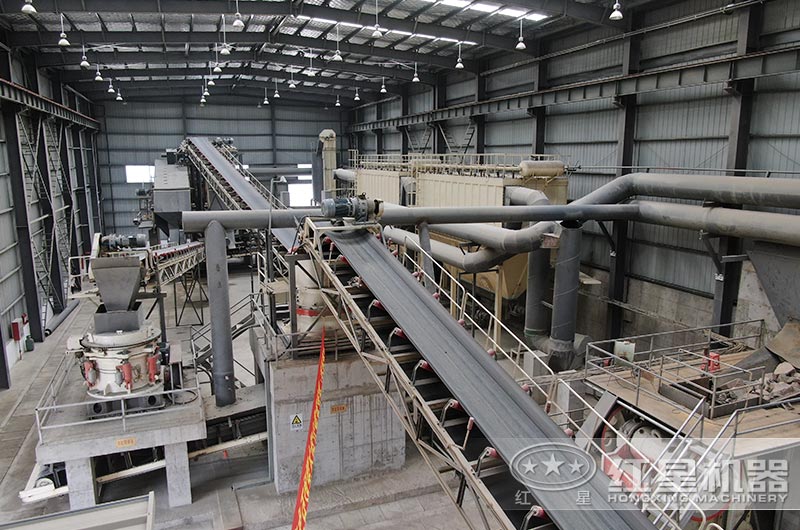 淮安大型固定式破碎機(jī)建筑垃圾處理現(xiàn)場(chǎng)