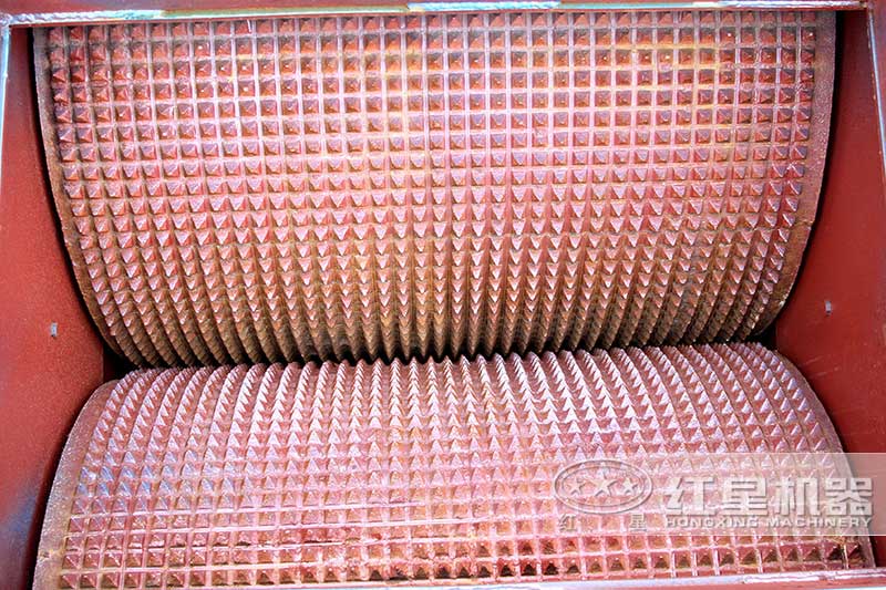 對輥破碎機兩個主要易損件碾滾 對輥破碎機兩個主要易損件碾滾