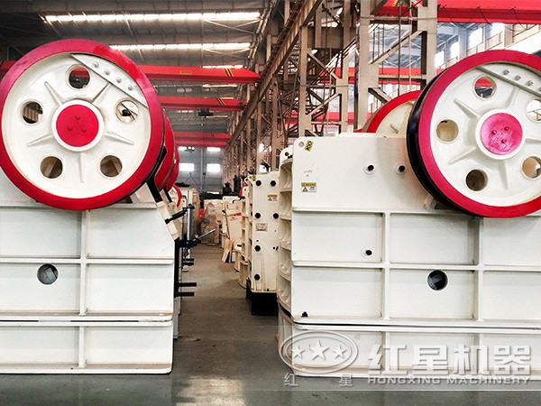 斑銅礦69顎式破碎機