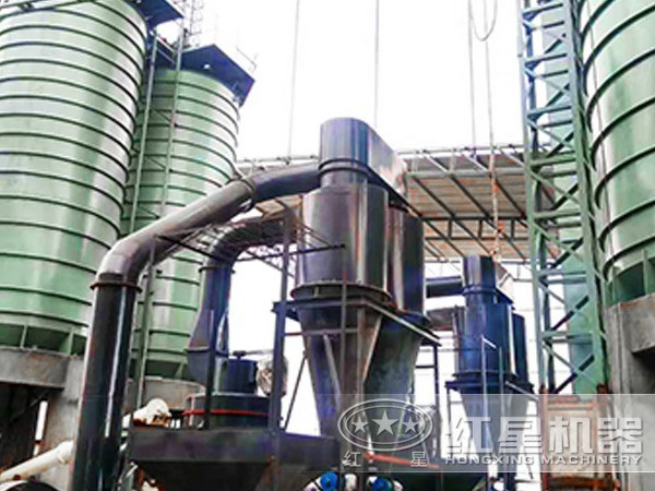 HGM130磨粉機現場圖