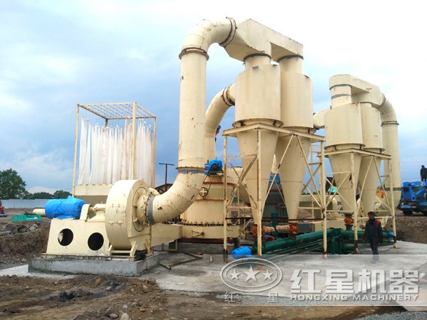 碳酸鈣粉加工生產現場 碳酸鈣粉加工生產現場