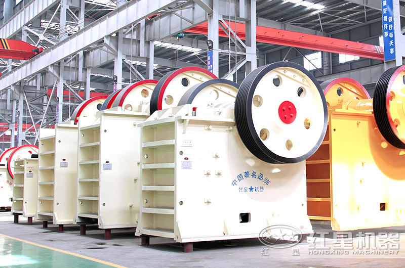 69鄂石破碎機(jī) 69鄂石破碎機(jī)