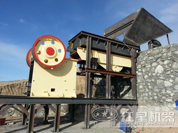 嗑石子機現場作業圖 嗑石子機現場作業圖