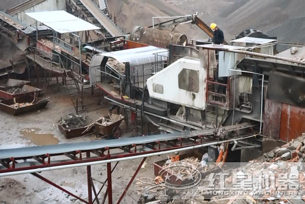 顎式移動破碎機用來破碎建筑垃圾 顎式移動破碎機用來破碎建筑垃圾