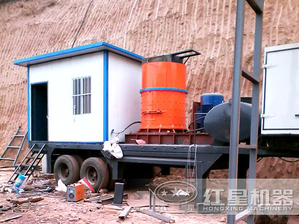 移動式復(fù)合破碎機(jī)