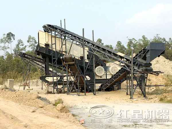 流動(dòng)破碎石塊加工機(jī)