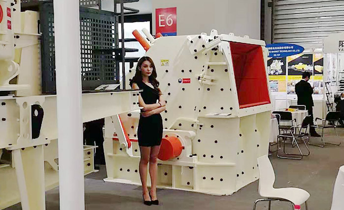 ci反擊式破碎機