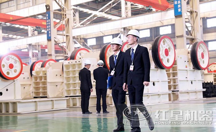 固定式礦石磨砂機廠區