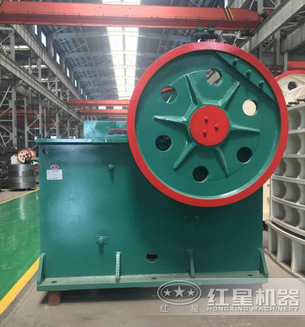 69顎式破碎機廠區