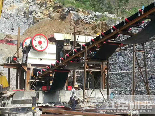 大理石破碎現場