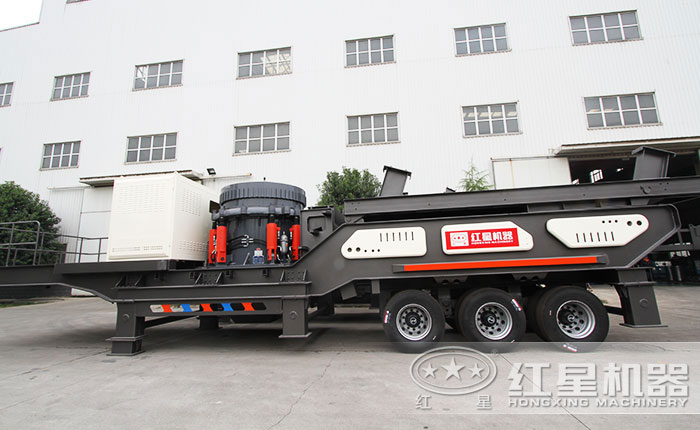 移動(dòng)破料機(jī)廠區(qū) 移動(dòng)破料機(jī)廠區(qū)