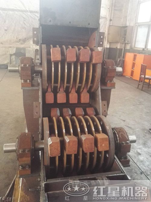 雙級破碎機內部結構