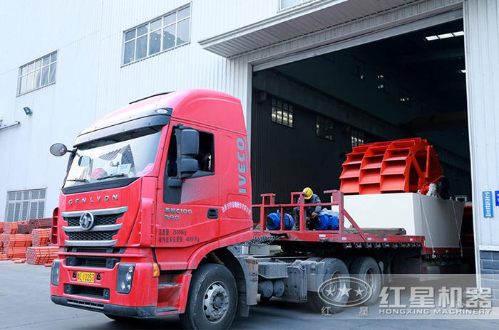 紅星洗砂機發(fā)貨現(xiàn)場 紅星洗砂機發(fā)貨現(xiàn)場