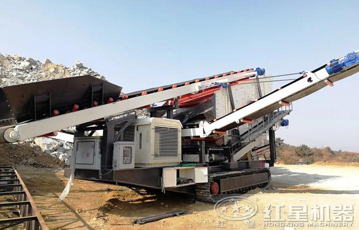 柴油式履帶移動(dòng)振動(dòng)篩分機(jī)