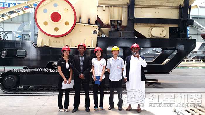 非洲用戶到紅星參觀移動破碎站