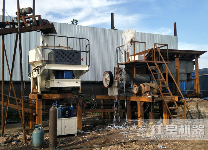 顎破出料和制砂機(jī)出料共用一條皮帶