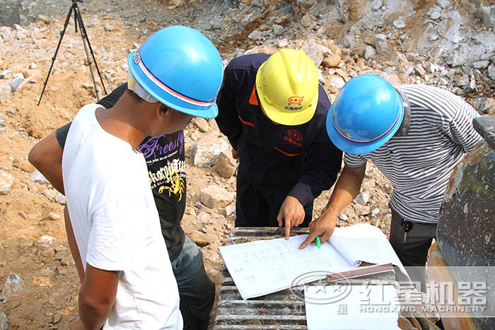 紅星技術(shù)人員到現(xiàn)場(chǎng)指導(dǎo)生產(chǎn)