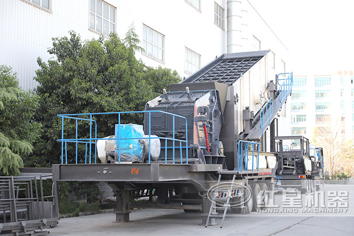 可移動的粉碎石頭設(shè)備