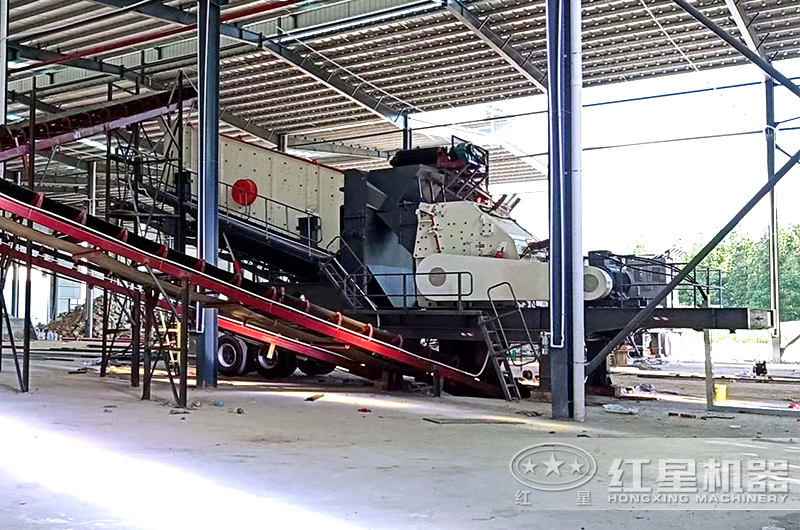 輪胎式礦山破碎機就地作業