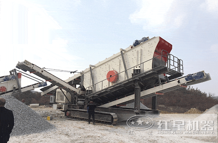 履帶移動碎石機