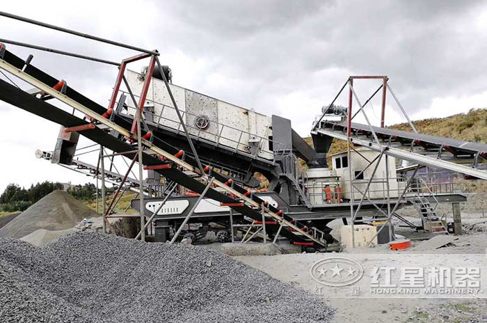 河北移動粉碎石子機生產現場