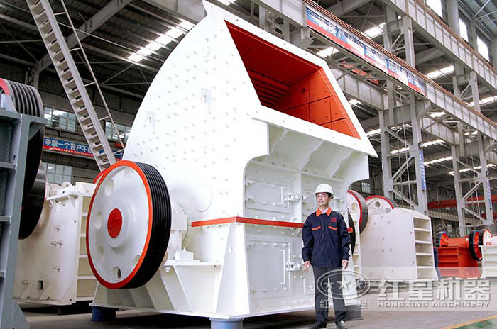 重錘破碎機器產區成品圖