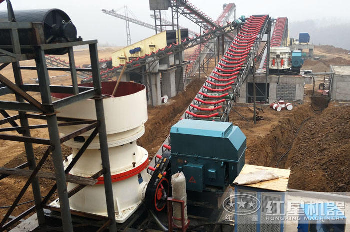 高硬度石灰石大型碎石生產(chǎn)線現(xiàn)場