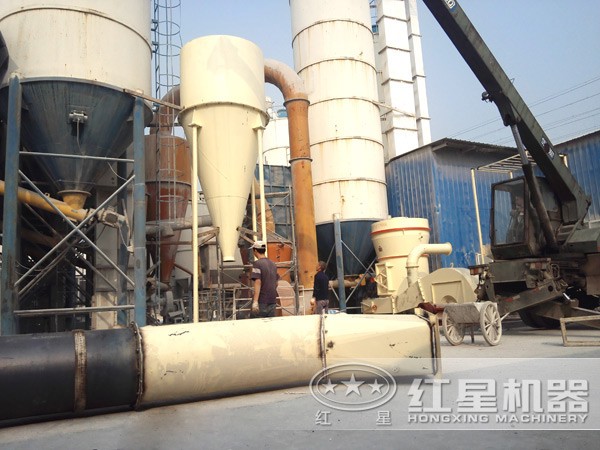 hgm超細磨粉機客戶現(xiàn)場