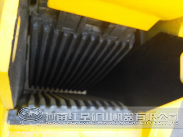 顎式破碎機破碎腔